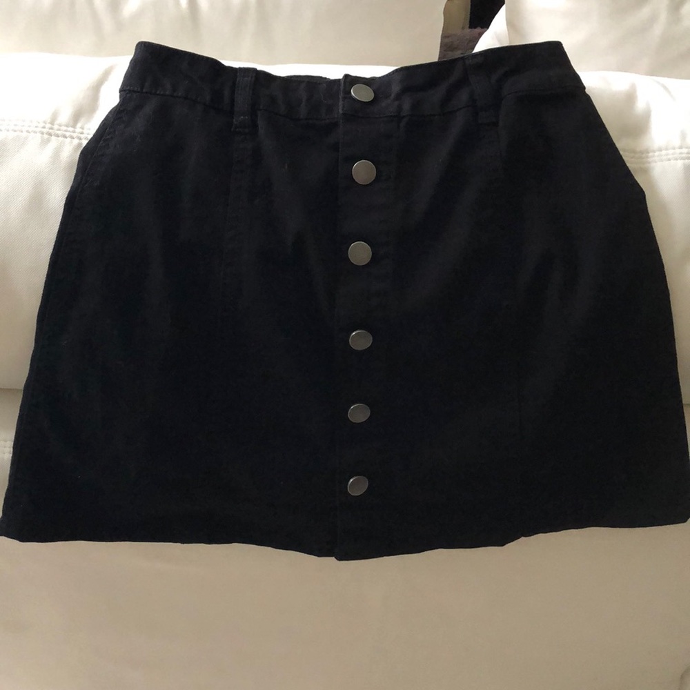 ❤️ Love Fire 🔥 Soft Button down Denim Jean Skirt